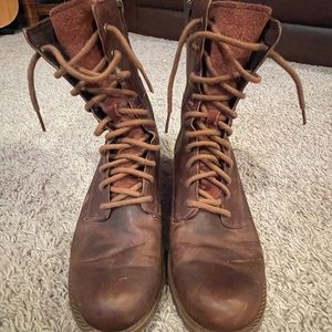 Timberland boots size 8.5